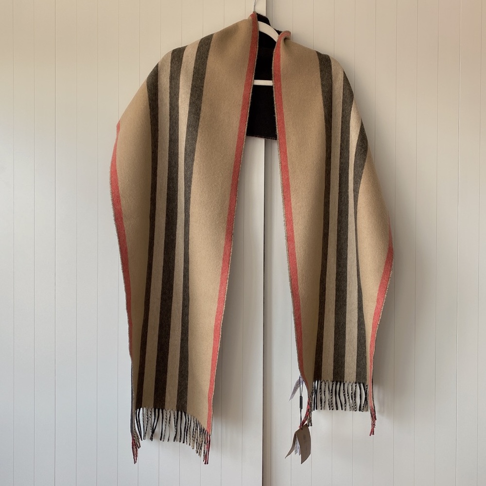 Burberry plaid cashmere long scarf with tassel - Picture 1 of 4